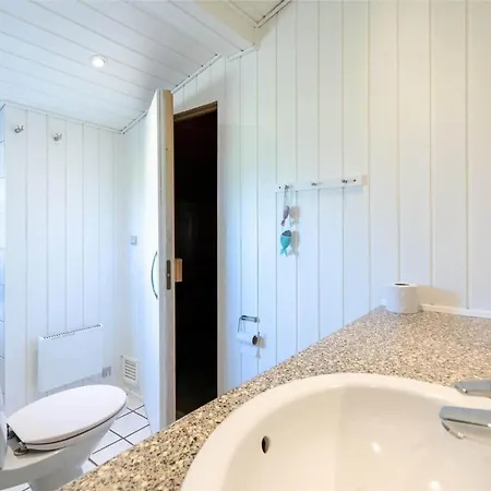 365-hvide-sande-fyrmarken-255-b فيد ساندي