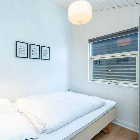 365-hvide-sande-fyrmarken-255-b بيت للعطل